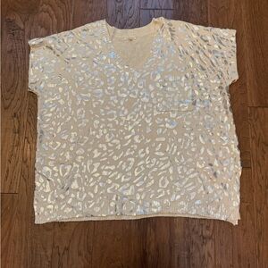 Jodifl Metallic Leopard Short Sleeve Sweater size medium